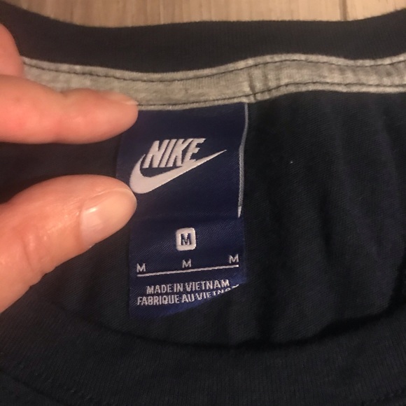 Top - Picture 3 of 4